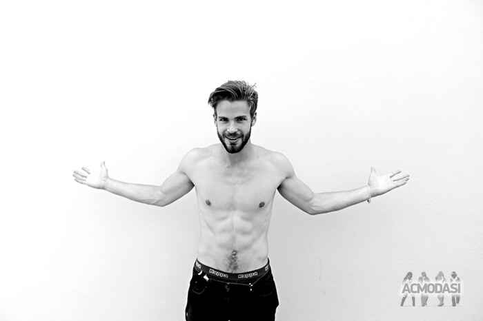 Артур Вячеславович Сумара фото №950532. Завантажено 29 Серпня 2016