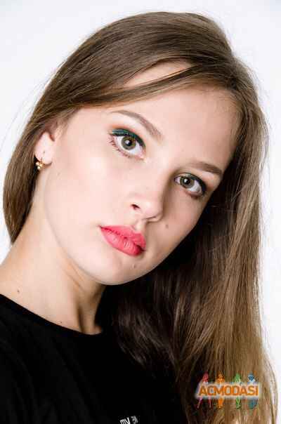 Татьяна Игоровна Антоненко фото №919772. Завантажено 11 Червня 2016