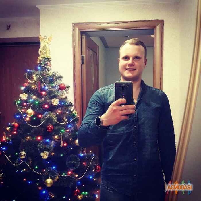 Макс Дмитрович Биков фото №1178570. Завантажено 03 Лютого 2018