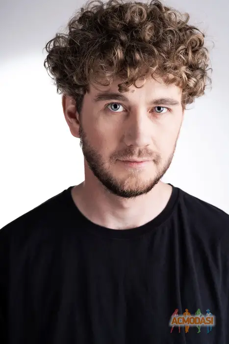 Artem  Yankov фото №1749612. Завантажено 18 Листопада 2025