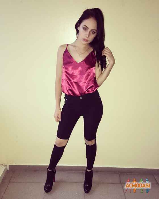 Влада Сергеевна Усова фото №1053802. Завантажено 14 Травня 2017