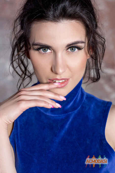 Юліана  Тодорюк фото №1070358. Завантажено 24 Червня 2017