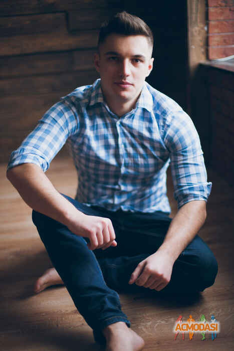 Владислав Вячеславович Пляшечник фото №1029702. Завантажено 09 Березня 2017