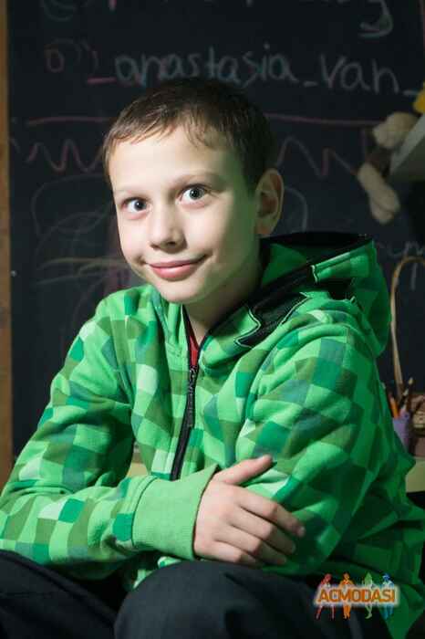 Саша  З фото №1150332. Завантажено 08 Грудня 2017