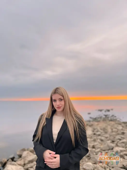 Violeta  Komarova фото №1741655. Завантажено 01 Квітня 2025
