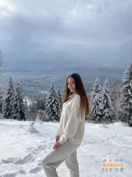 Anna  Bugaenko фото №1709872. Завантажено 24 Квітня 2023