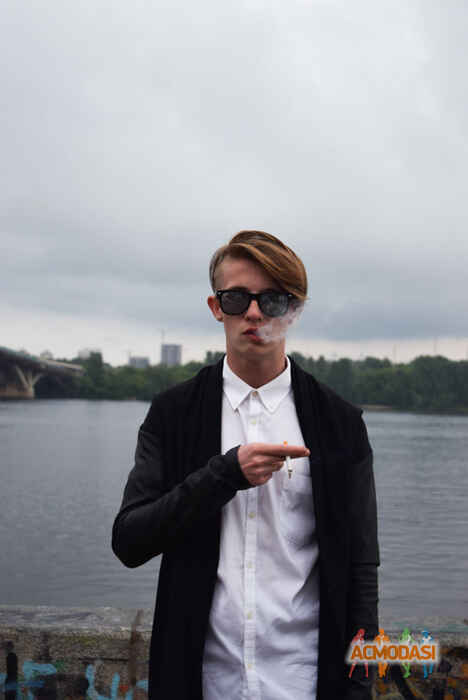 Богдан Володимирович Толстеньов фото №1068908. Завантажено 20 Червня 2017