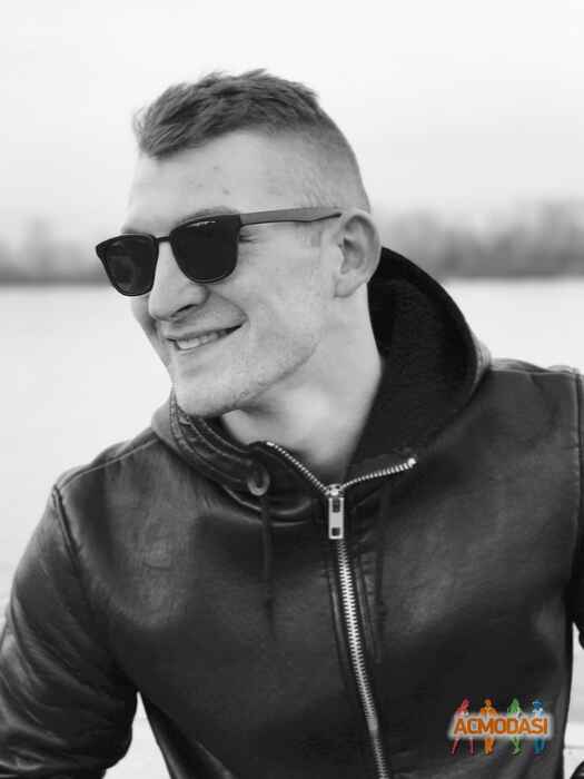 Владимир  Александрович фото №1038343. Завантажено 31 Березня 2017