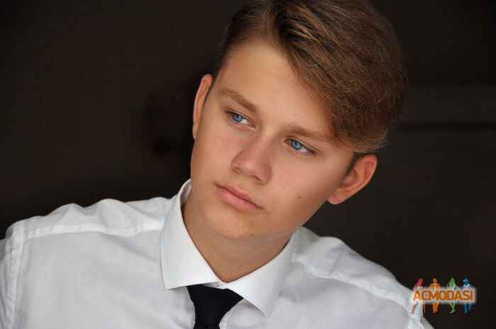 Леонід Сергійович Кузьменко фото №1125128. Завантажено 27 Жовтня 2017