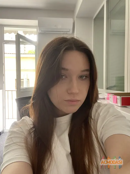 Карина  Кукса фото №1744543. Завантажено 29 Червня 2025