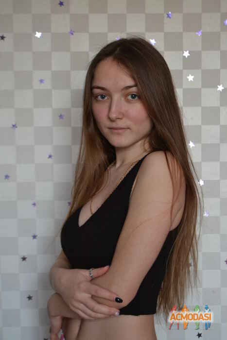 Уляна Петрівна Костюк фото №1399300. Завантажено 11 Травня 2019