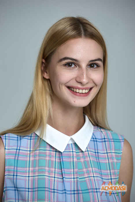 Liza  Lubimova фото №1044533. Завантажено 18 Квітня 2017