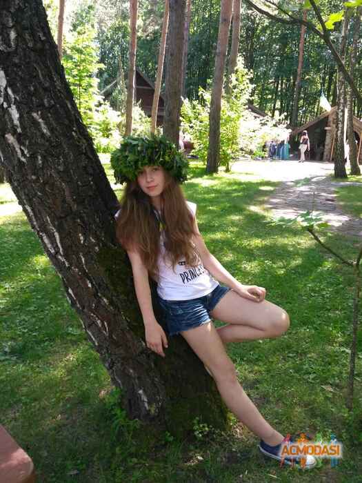 Вероніка Ролланівна Юр