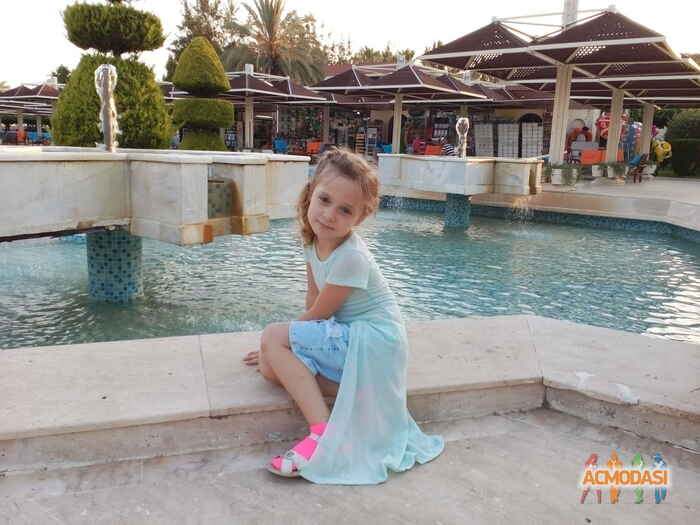 Єва Андрійовна Шевчук фото №1085494. Завантажено 31 Липня 2017