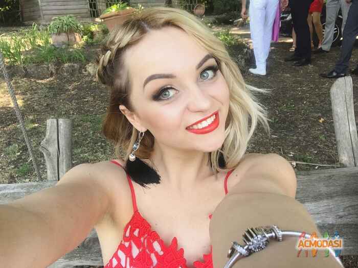 Олена Володимирiвна Вовк фото №1118811. Завантажено 15 Жовтня 2017