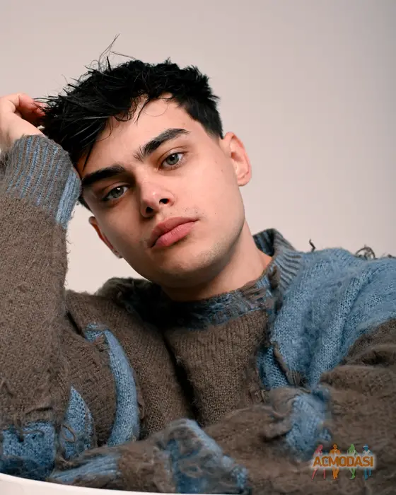 Сергій Вікторович Кутулупенко фото №1749950. Завантажено 23 Листопада 2025