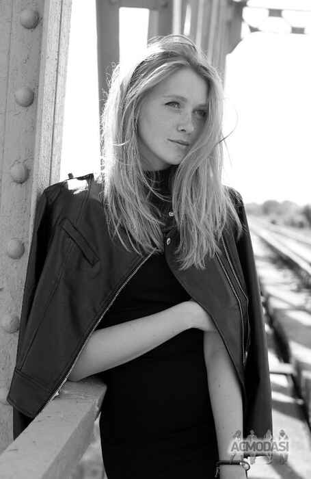 Елена  Платонова фото №1102018. Завантажено 09 Вересня 2017