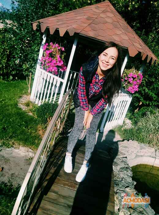 Олена Русланівна Лиманська фото №1138903. Завантажено 18 Листопада 2017