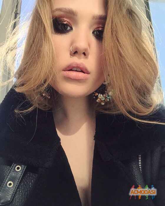 Maria Сергеевна Троценко фото №1229608. Завантажено 10 Травня 2018