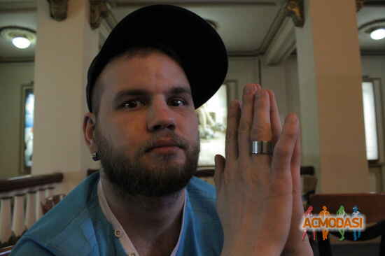 Славик  Тихонский фото №361835. Завантажено 11 Березня 2013