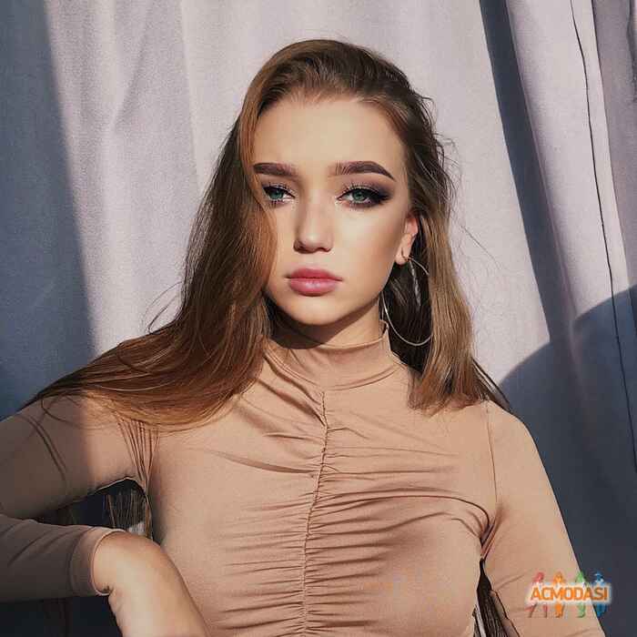 Диана Валерьевна Цымбал фото №1476574. Завантажено 17 Листопада 2019