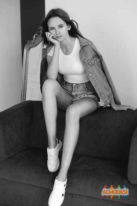 Екатерина Александровна Левченко фото №1074687. Завантажено 04 Липня 2017