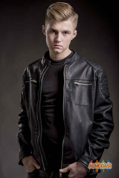 Євгеній Валерійович Боровик фото №1007015. Завантажено 14 Січня 2017