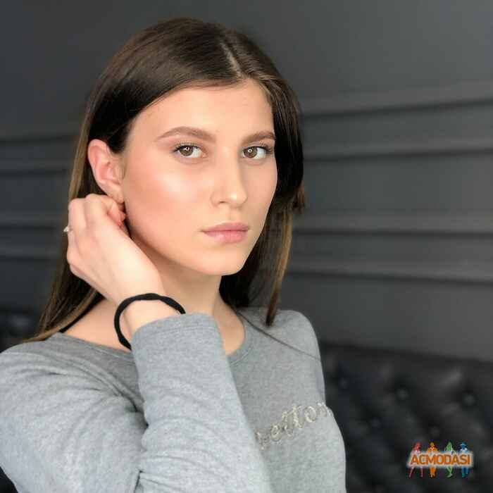 Карина Сергіївна Юраш фото №1426344. Завантажено 24 Липня 2019