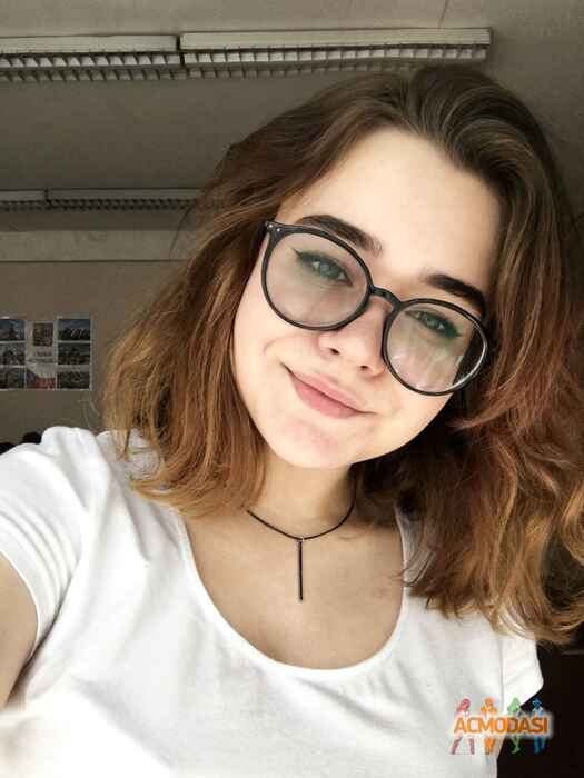 Юля  Семенович фото №1236354. Завантажено 26 Травня 2018