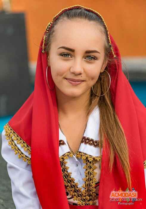 Олександра Миколаївна Младінова фото №1488428. Завантажено 15 Грудня 2019