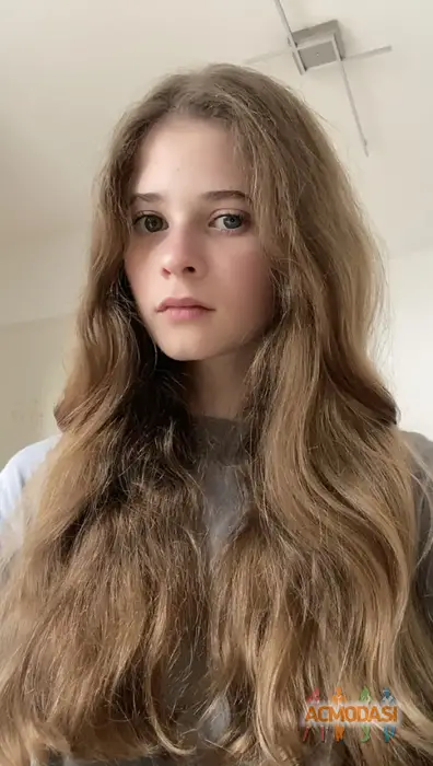 Єва  Сафонова фото №1748177. Завантажено 05 Жовтня 2025