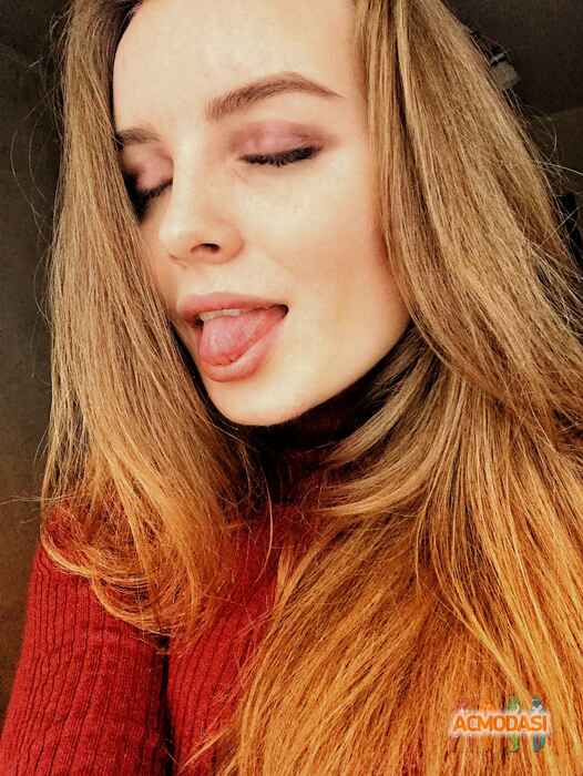 Настя  Назаренко фото №1345568. Завантажено 05 Січня 2019