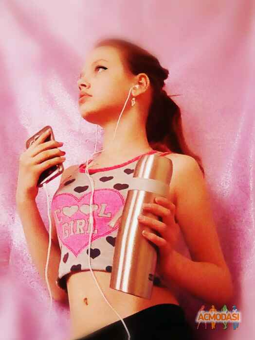 Вікторія Вікторівна Яремчук фото №1197808. Завантажено 01 Березня 2018