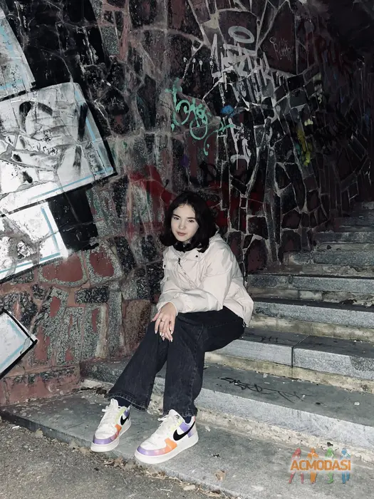 Каріна З.   фото №1741505. Завантажено 29 Березня 2025