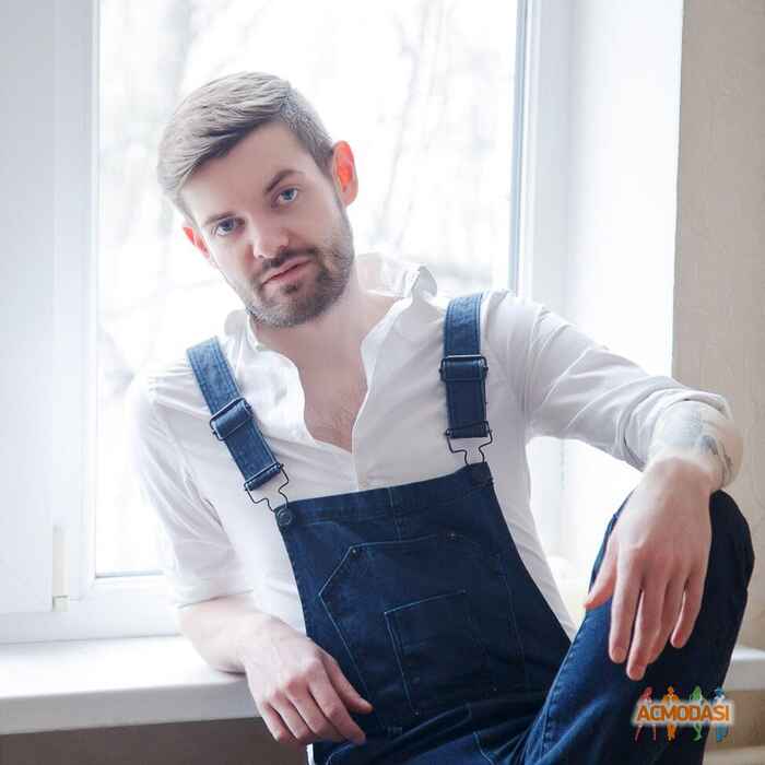 Роман Эдуардович Хиль фото №1174745. Завантажено 29 Січня 2018