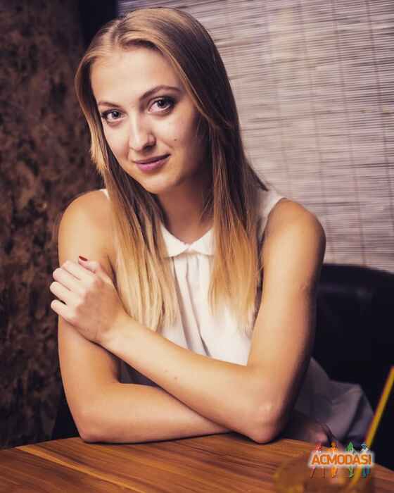 Карина Миколаївна Калюжна фото №1345328. Завантажено 05 Січня 2019