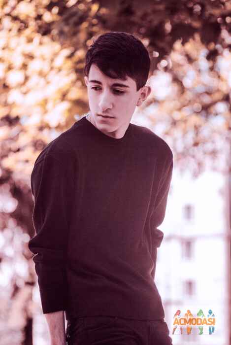 Давид Геннадиевич Петросян фото №1143189. Завантажено 26 Листопада 2017