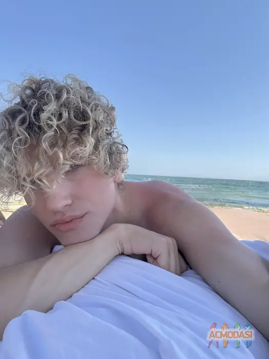 Євгеній  Бєляєв фото №1749142. Завантажено 31 Жовтня 2025