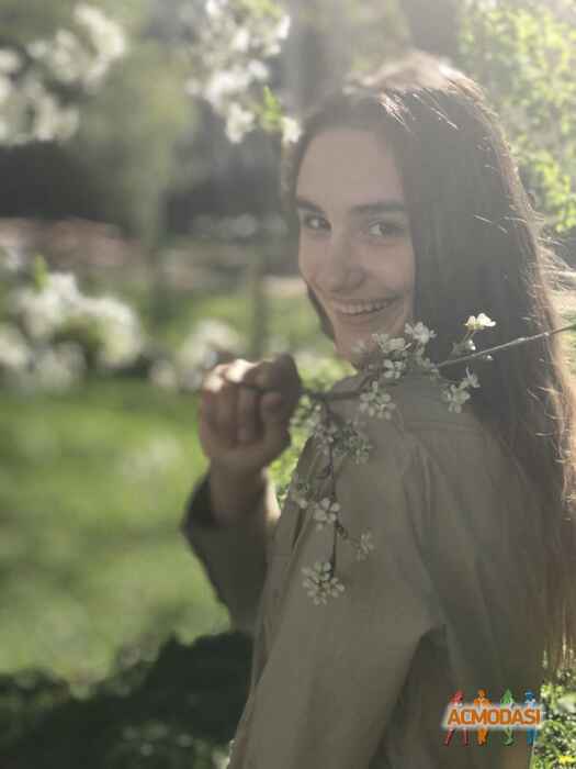 Anna Maria Harouteonivna Kara-Yakubiian фото №1226615. Завантажено 02 Травня 2018
