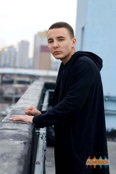 Maksym Vladimirovich Hashporenko фото №1190563. Завантажено 19 Лютого 2018