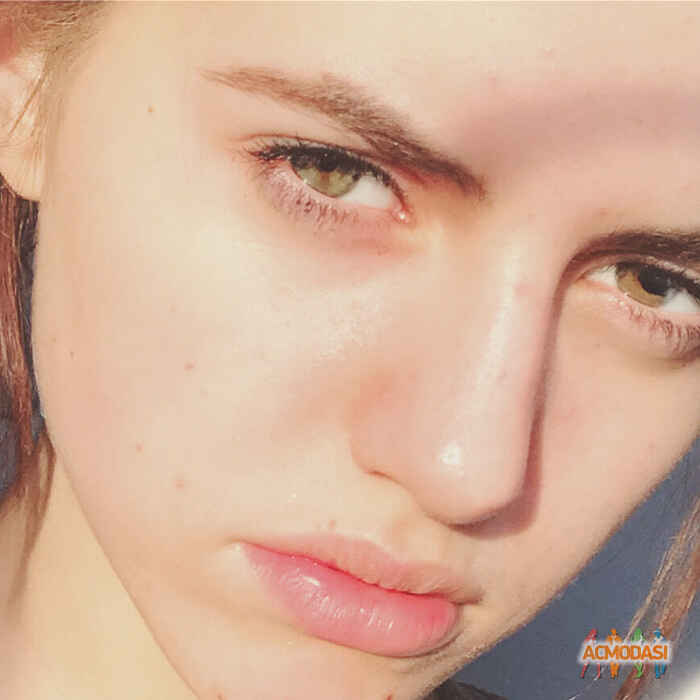 Діана Романівна Гарага фото №1489807. Завантажено 19 Грудня 2019