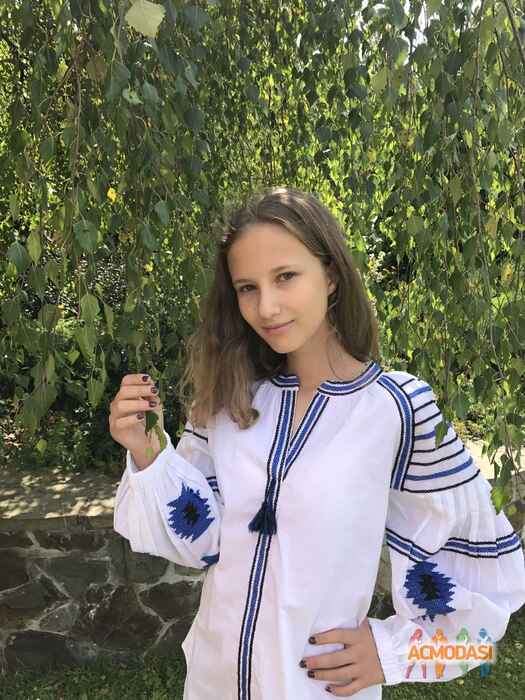 Марта Романівна Шихутська фото №1169109. Завантажено 20 Січня 2018