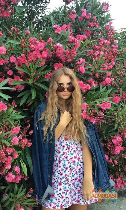 Аня Сергіївна Сидоренко фото №1510357. Завантажено 17 Лютого 2020