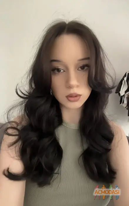 DARIA  CHAIKOVSKA фото №1744537. Завантажено 29 Червня 2025