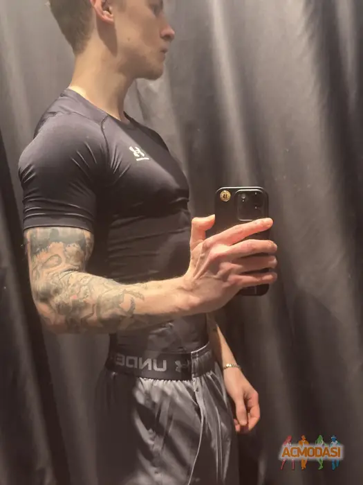 Антон   фото №1750890. Завантажено 27 Грудня 2025