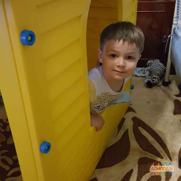 Яра Петровна Мартынюк фото №1161883. Завантажено 09 Січня 2018