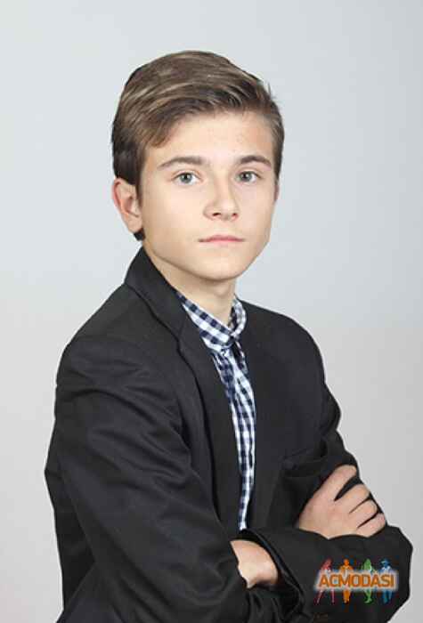 Денис  Тарасов фото №1330052. Завантажено 29 Листопада 2018