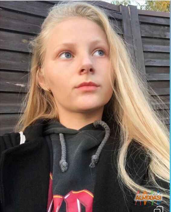 Аліна Андріївна Татаренко фото №1476906. Завантажено 18 Листопада 2019