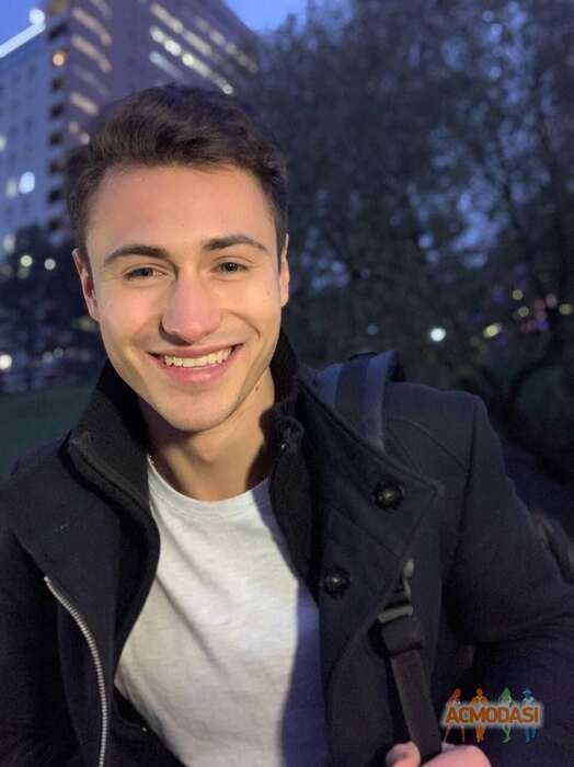 Виталий  Джулай фото №1679325. Завантажено 26 Січня 2022