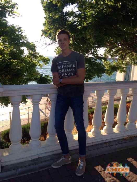 Артур Георгійович Некрилов фото №1155220. Завантажено 21 Грудня 2017